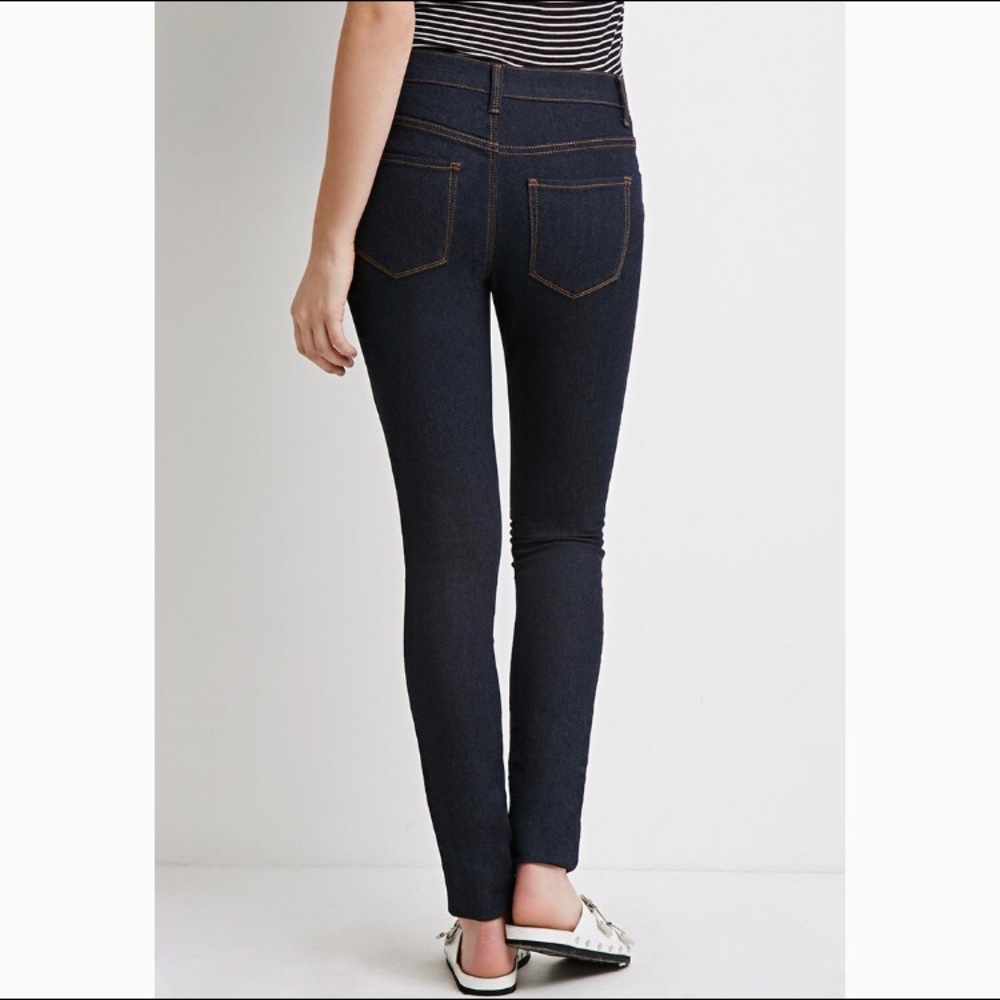 Dark blue jeans - Picture 3 of 7